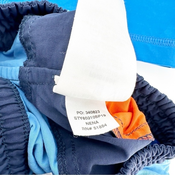 Patagonia Baby Board Shorts x 2 and Shirt Size 6-12 months - Picture 8 of 9